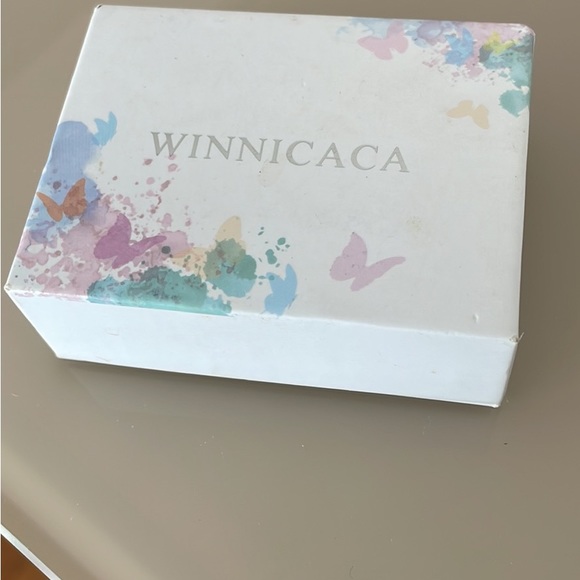 “I Disscent” Ruth Brader Ginsberg earrings made by Winnicaca - Picture 2 of 2